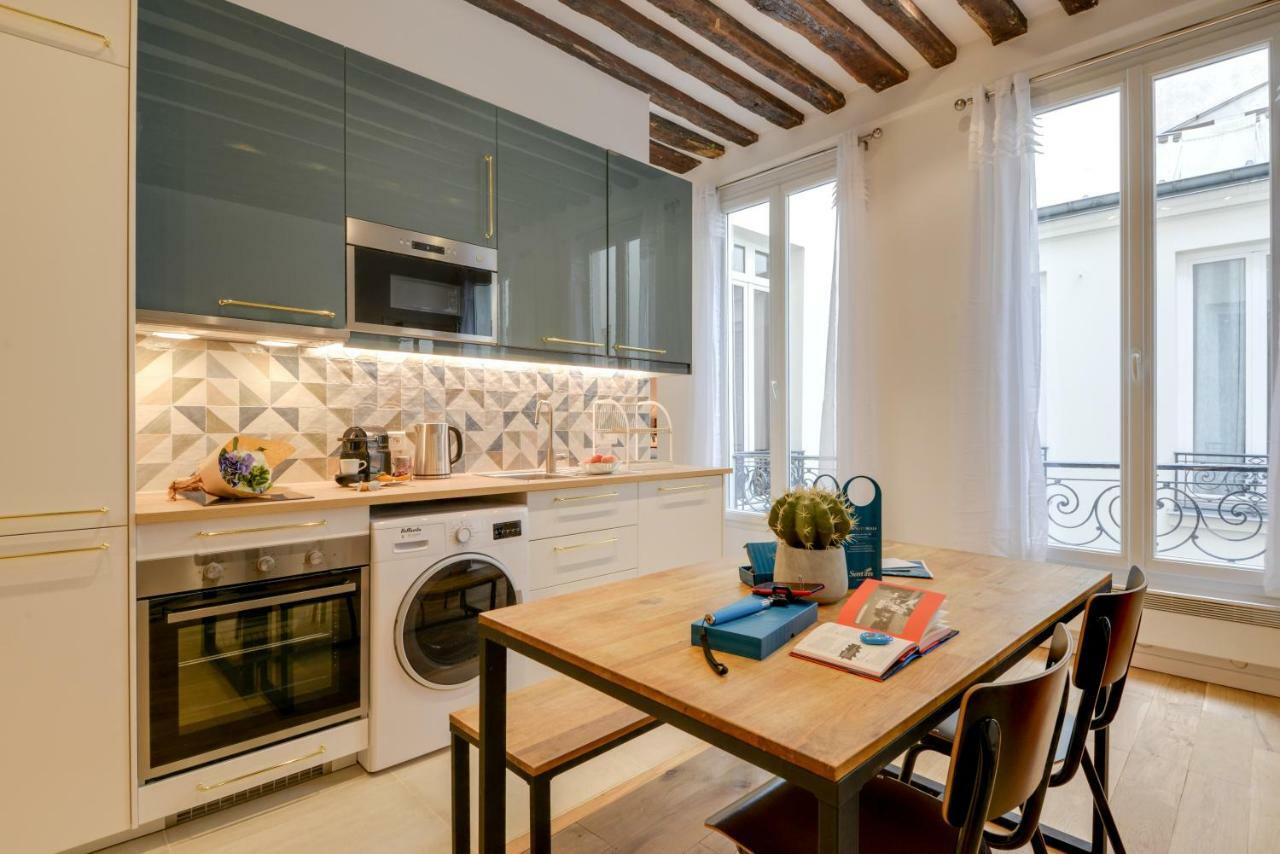 Sweett - Clery Apartment Париж Екстериор снимка